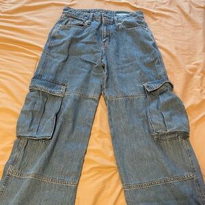 Wide Leg Cargo Jeans